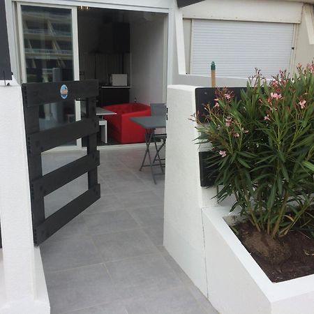 Studios Port Nature Village Naturiste 阿格德 外观 照片